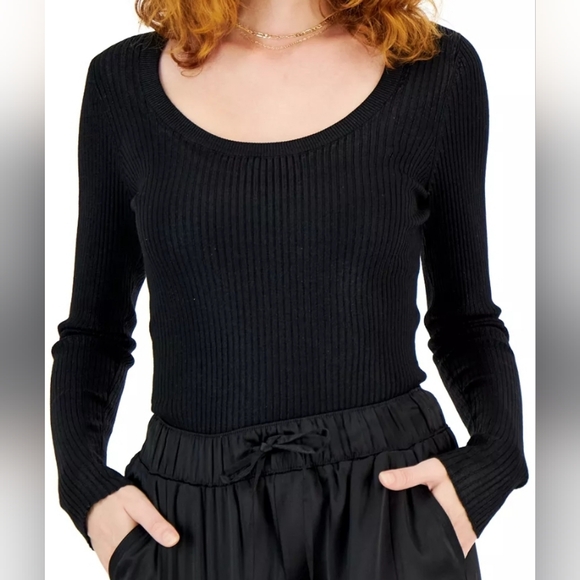 ASTR the Label Avila Lace Up back top - Picture 1 of 10